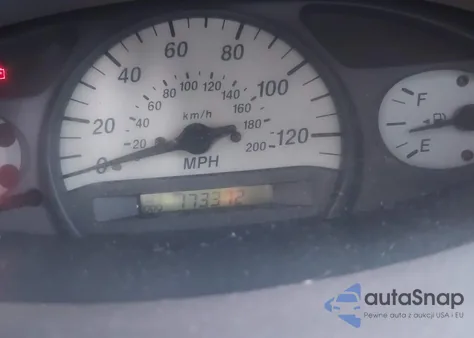 2002 Toyota Echo z USA, uszkodzony, nr VIN JTDAT123X20246193